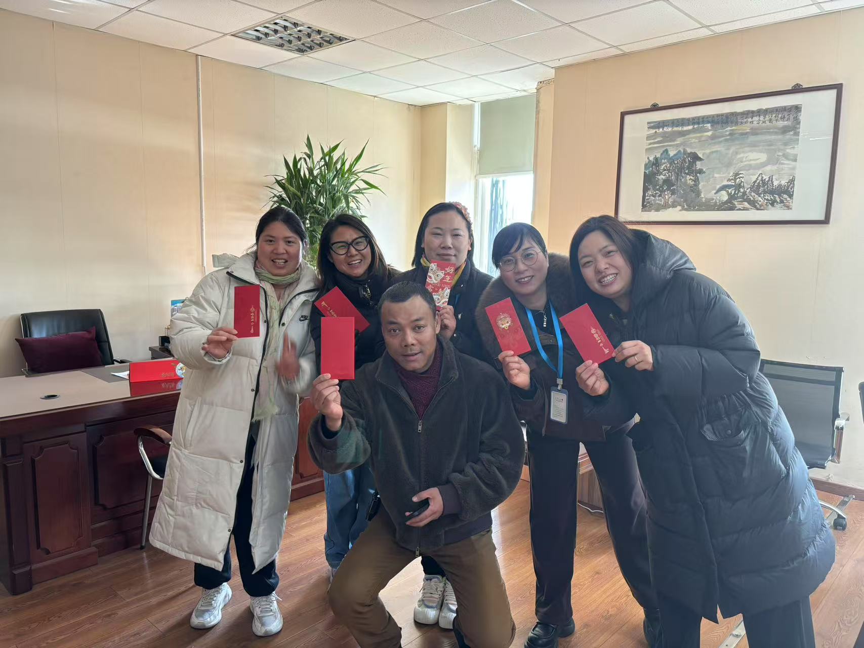 必赢市场开门大吉 财源滚滚新启程