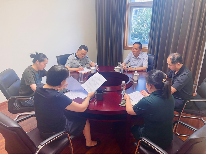 把脉市场动态，，，，，，明确未来发展方向——董事长一行赴必赢进出口贸易有限公司调研
