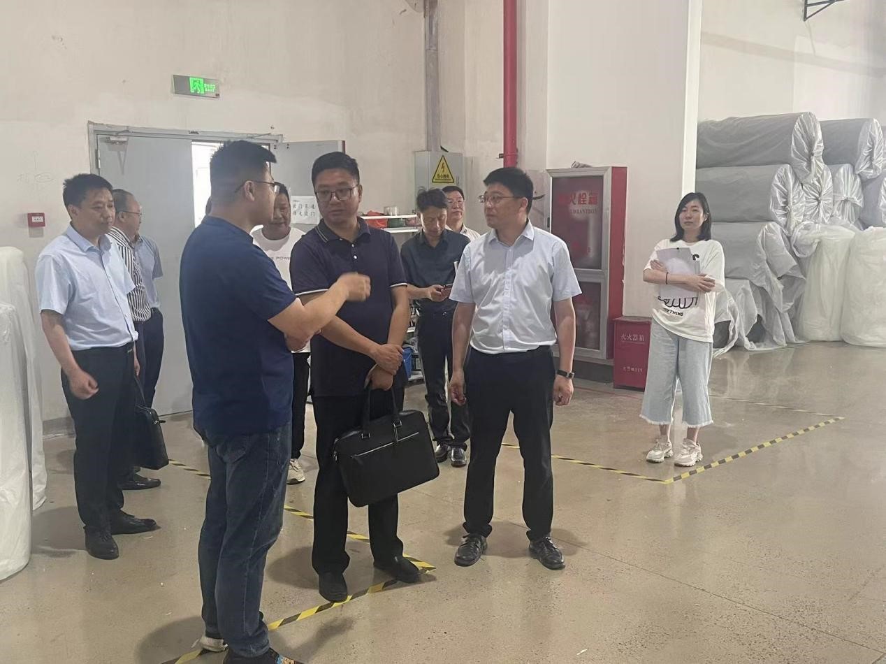 湖州市人大农委主任张国强一行莅临必赢新材考察指导