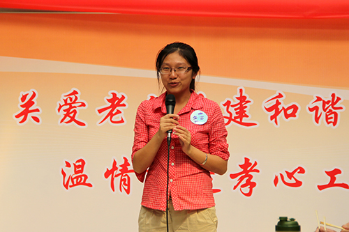 必赢文创园党支部团委走访慰问七古登社区老人 (7).jpg